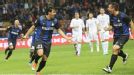 Inter Milan celebrate after Gabriel Milito scored against Fiorentina