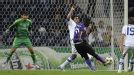 Silvestre Varela fires home the opener for Porto against Dynamo Kiev