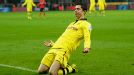 Robert Lewandowski celebrates after scoring Dortmund's winner at Leverkusen