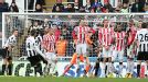 Yohan Cabaye brings Newcastle level with a fine free-kick