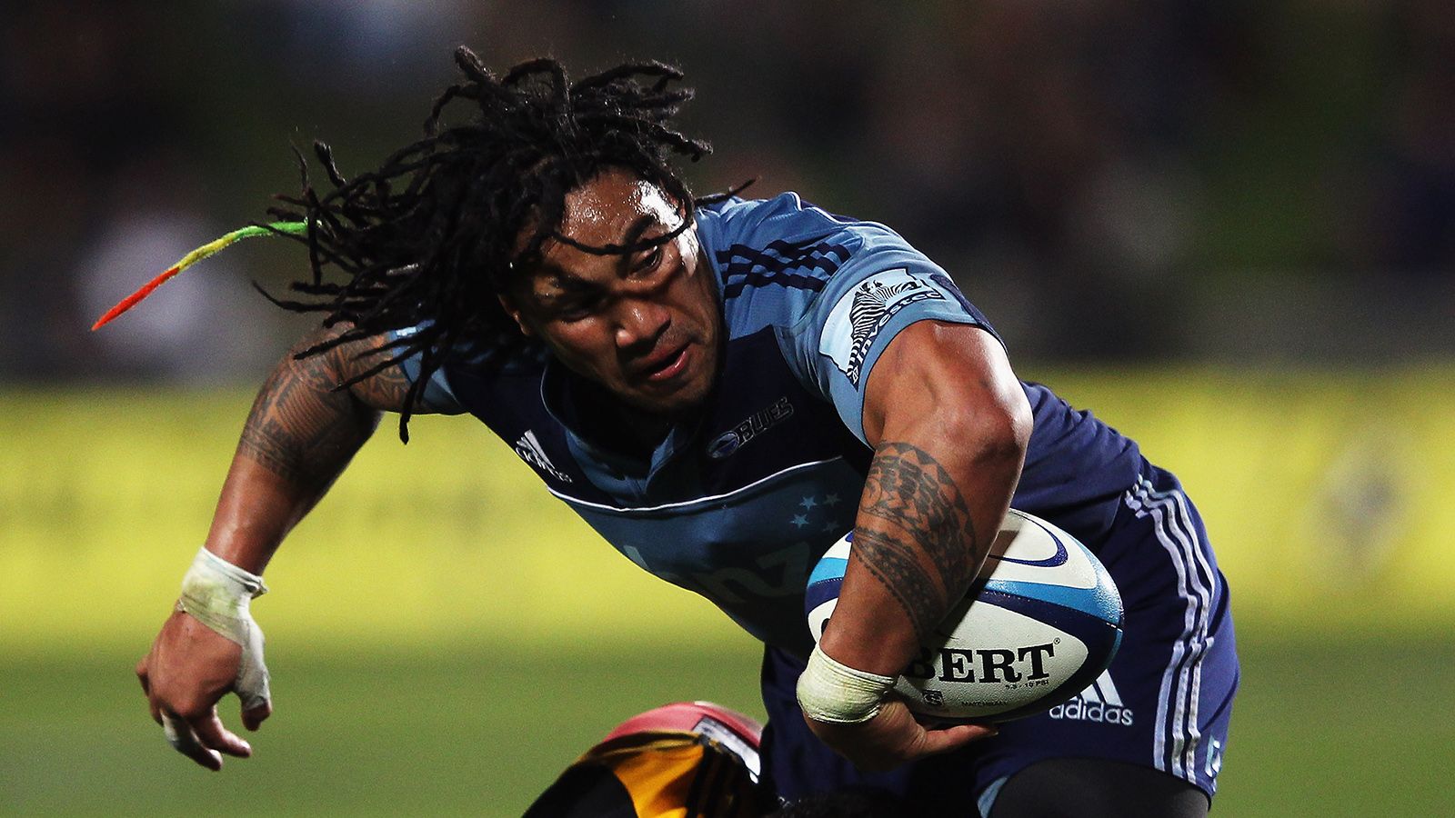 MA�A NONU (BLUES)