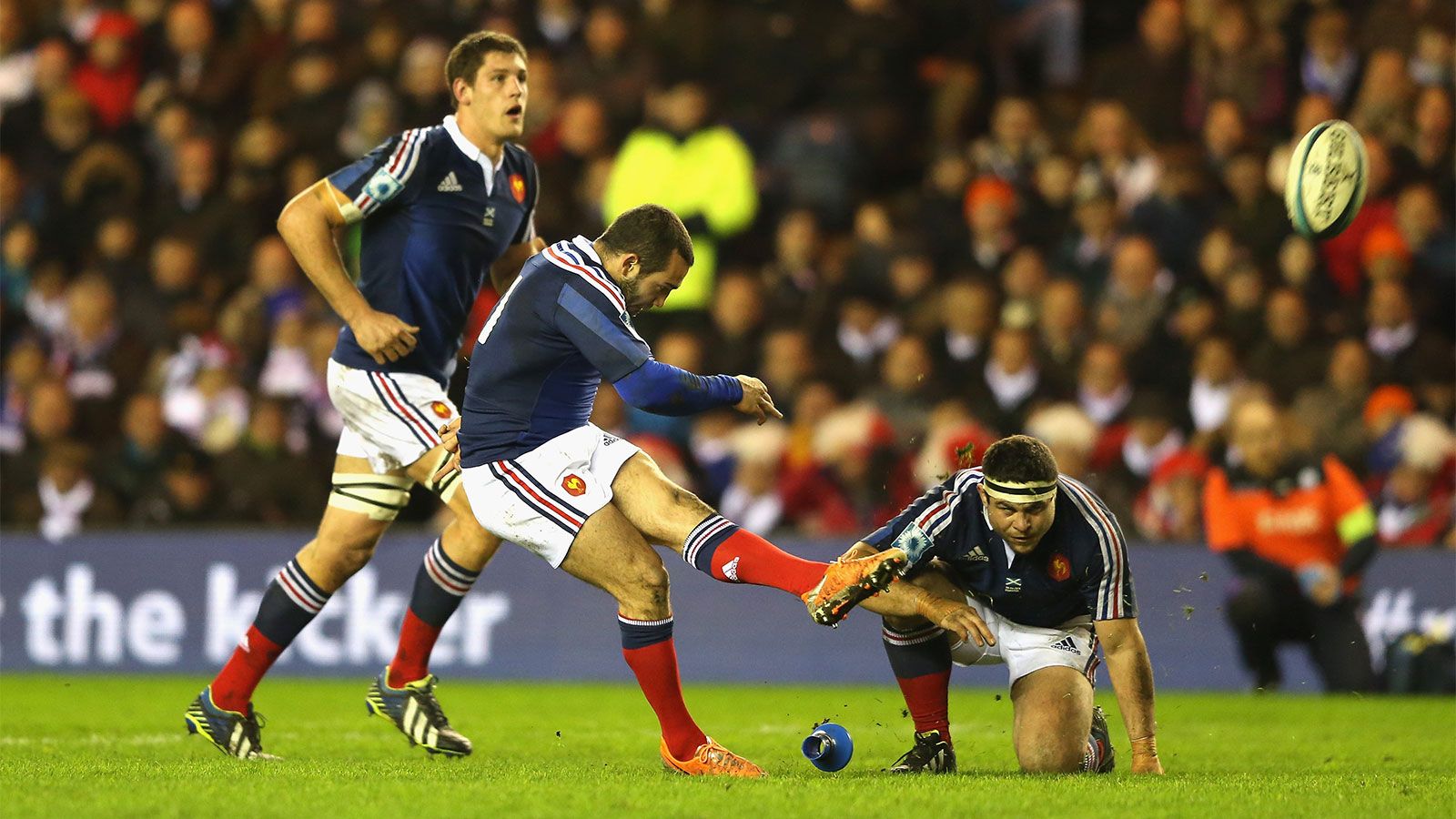 A FRANCIA LE ALCANZ� CON GANAR