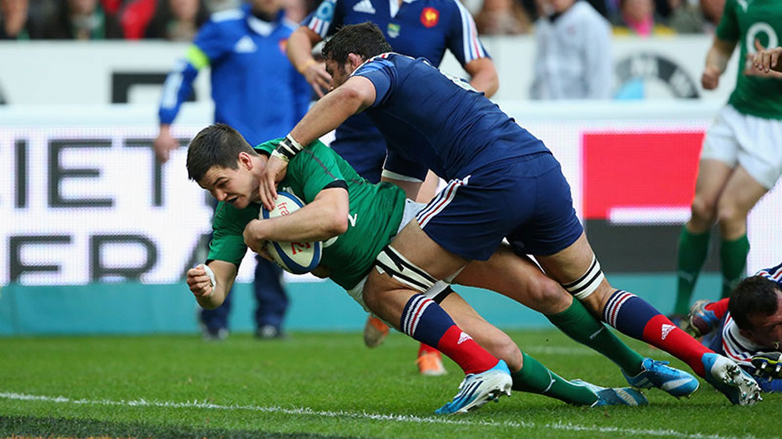 AL GRAN CAMPE�N �SALUD!