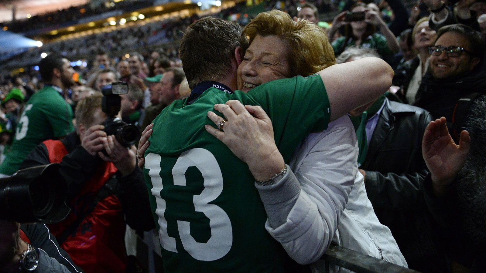 AL GRAN CAMPE�N �SALUD!