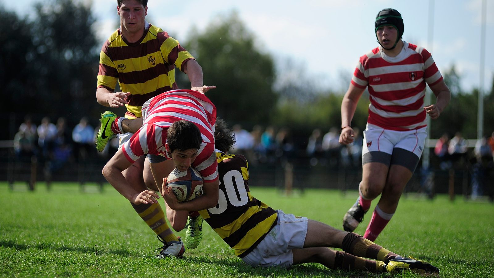 CHICOS CON INQUIETUDES