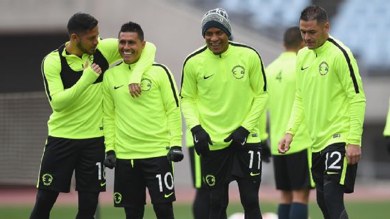 Michael Arroyo iría de titular contra Atlético Nacional