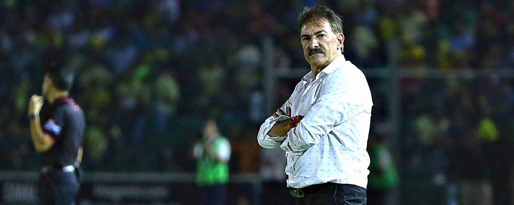 La Volpe detecta errores en sus volantes; se dice tranquilo