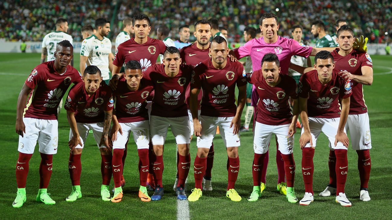Afición de Santos lanzó billetes falsos a Agustín Marchesín