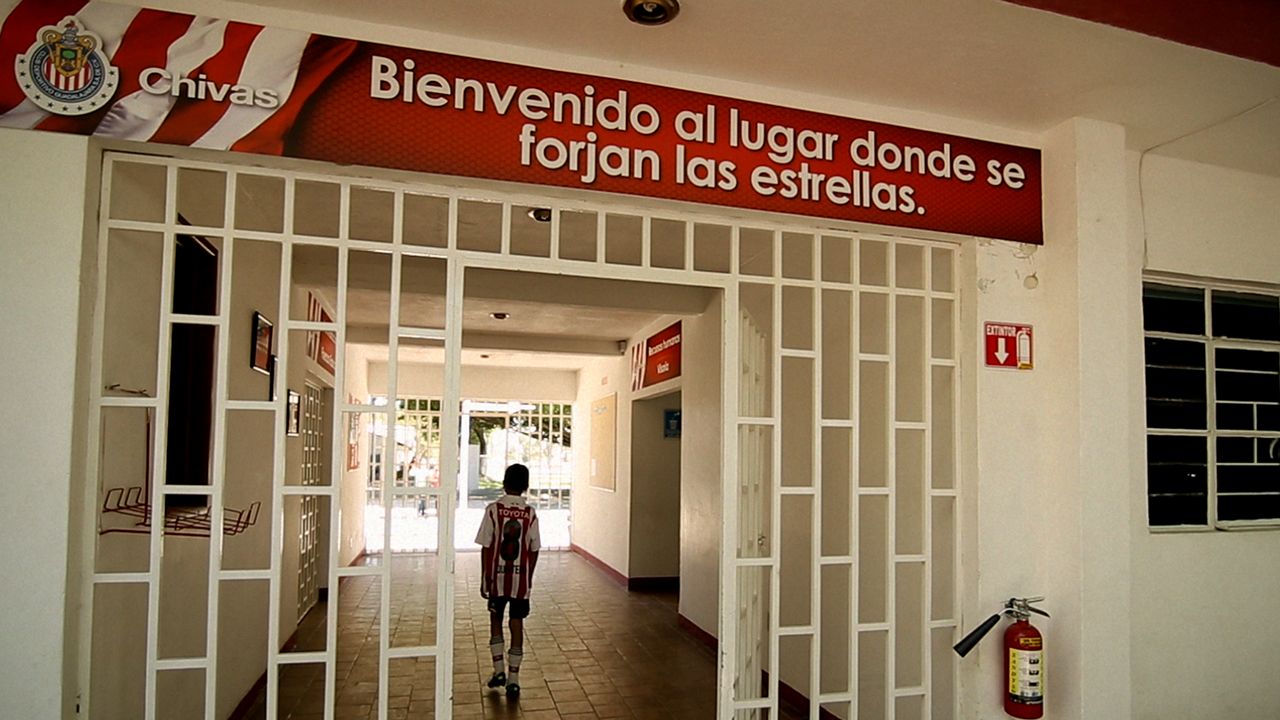 DESTINO CONFIDENCIAL: Asuntos de Familia