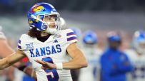 Jason Bean's 6-TD game leads Kansas to first bowl win since 2008