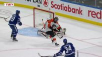 Auston Matthews' natural hat trick helps power Maple Leafs to win