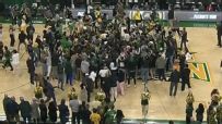 George Mason fans rush the court after upset over No. 16 Dayton