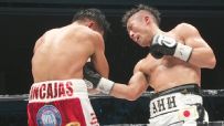 Takuma Inoue levels Jerwin Ancajas with a body shot KO