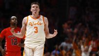 Dalton Knecht's 39-point outing lifts Tennessee past Auburn