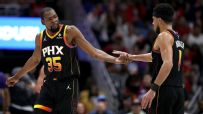 KD, Booker combine to score Suns' first 21 points of 3rd quarter