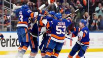 Islanders survive 2OT thriller to extend series