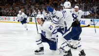  Matthew Knies' OT goal for Maple Leafs forces Game 6 vs. the Bruins