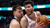 Thunder storm back late to steal Game 4 and tie series vs. Mavs