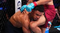 Jose Delgado defeats Ernie Juarez with massive knee