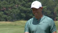 Rory McIlroy all smiles after burying birdie putt