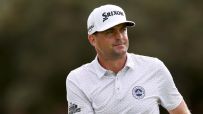 Keegan Bradley birdies 18 to move to 6-under