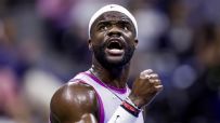 Tiafoe wins 1st set vs. Fritz in US Open semifinal