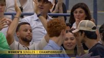 Steph Curry cheers on Jessica Pegula in the second set