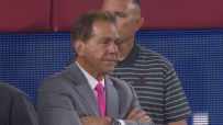 Nick Saban shakes his head over 4th O-line penalty in 1st half