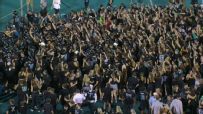 Coastal Carolina fans storm the field after win