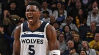 Ant drops 30 as Timberwolves roll past Warriors