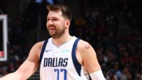 Luka magic! Luka Doncic shows off with no-look overhead dime