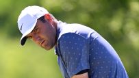 Scheffler sinks birdie to move 6 clear