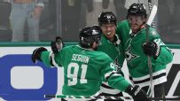 Mikael Granlund completes first career playoff hat trick