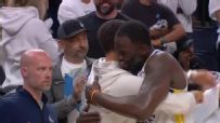 Draymond shares moment with Kerr, Curry as he exits game