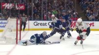 Anton Lundell doubles Panthers' lead with deflected goal