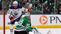 Leon Draisaitl puts Oilers ahead in Game 1