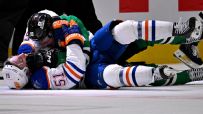 Brawl breaks out between Stars, Oilers to end Game 1