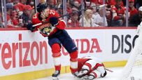 Panthers' Luostarinen ejected after a boarding major in 1st