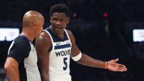 Ant Edwards struggles in 1st half of crucial Game 5