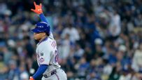 Juan Soto does it all for Mets with HR, beautiful bleacher catch