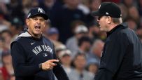 Boone ejected after throwing his gum