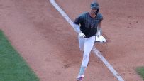 Pete Alonso whacks two HRs as Mets pour it on vs. Yankees