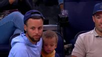 Steph Curry courtside for Warriors' summer league