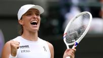 Swiatek reaches Wimbledon semis for first time