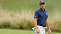 Jordan Spieth drains birdie on Hole 4