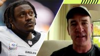 Peyton Manning offers advice to A.J. Brown