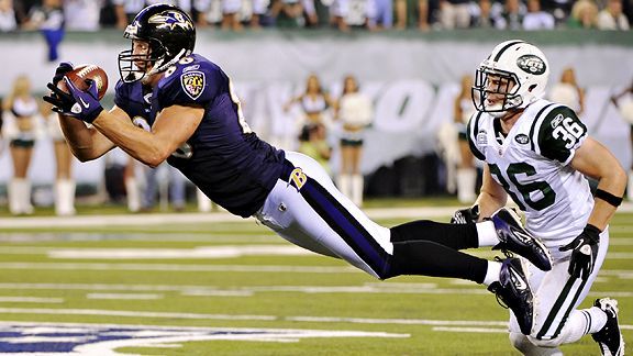 NFL world rallies around Todd Heap's 'Hugs From Holly Day' campaign