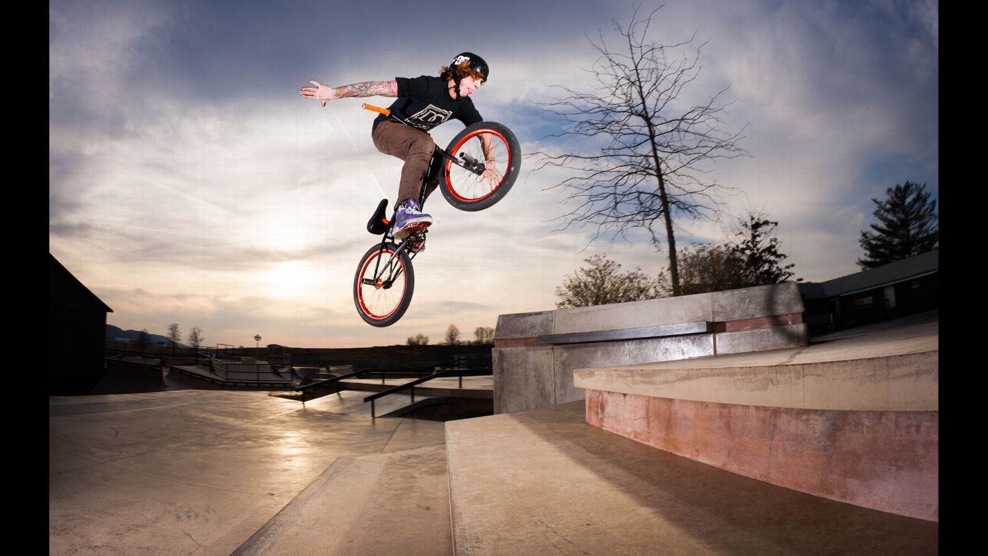 Tailwhip BMX