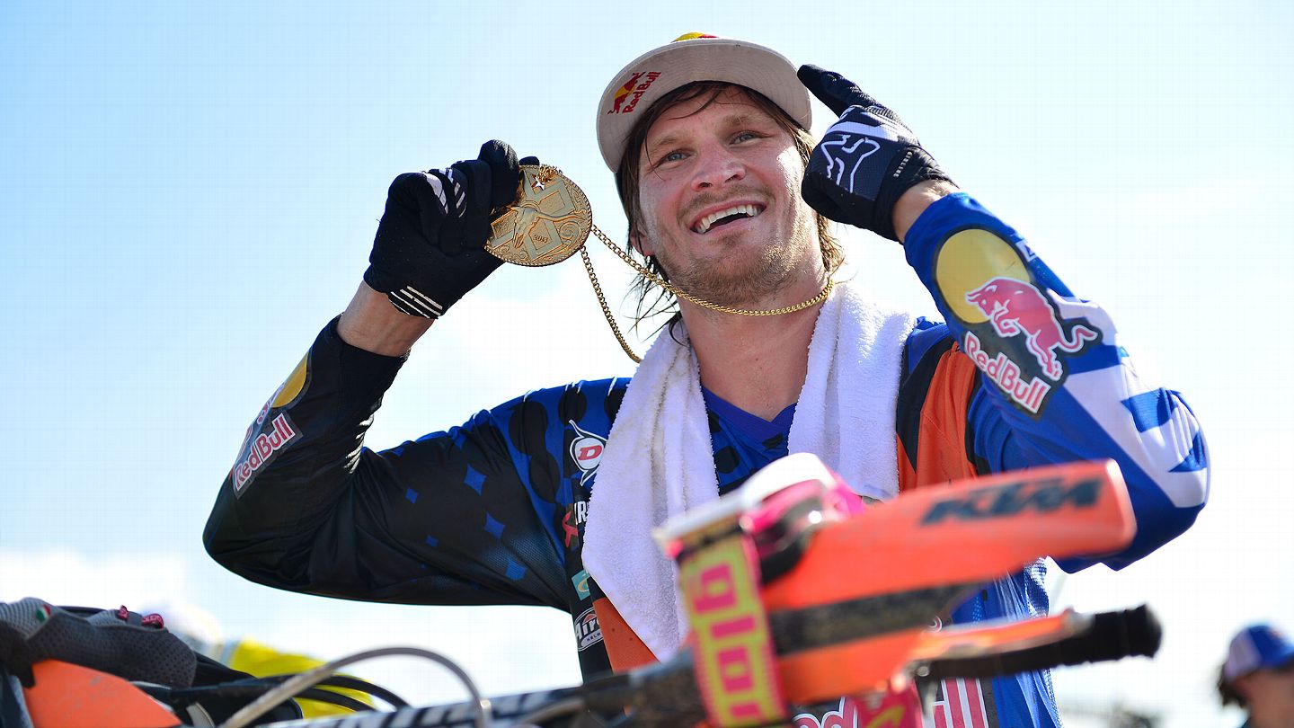 Alfredo Gomez was once a rising star on the world-trials scene and even won  the 2011 Junior Trials World title, which is reserved for riders 21 and  under. He has now turned