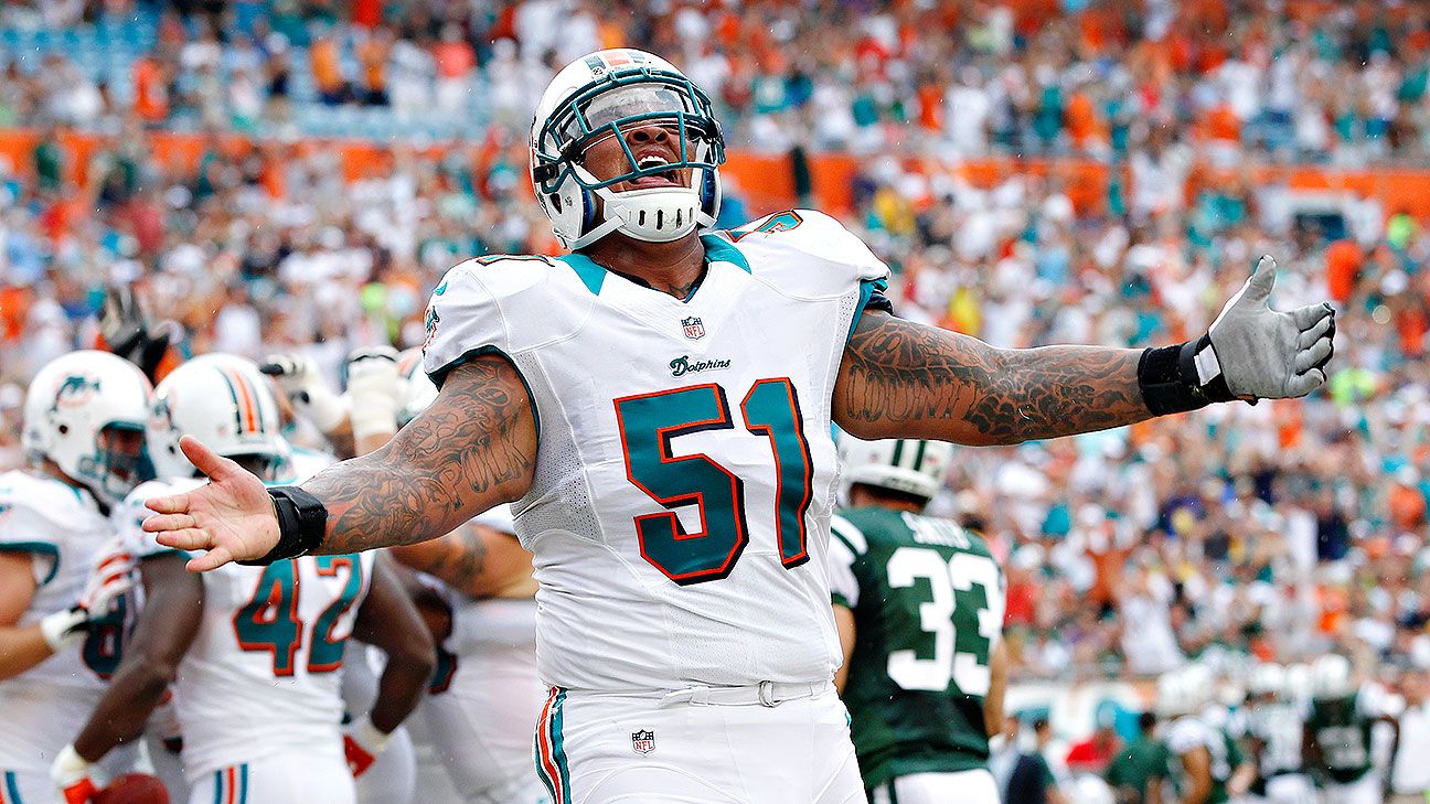 Dolphins' Pouncey (hip) may miss season opener